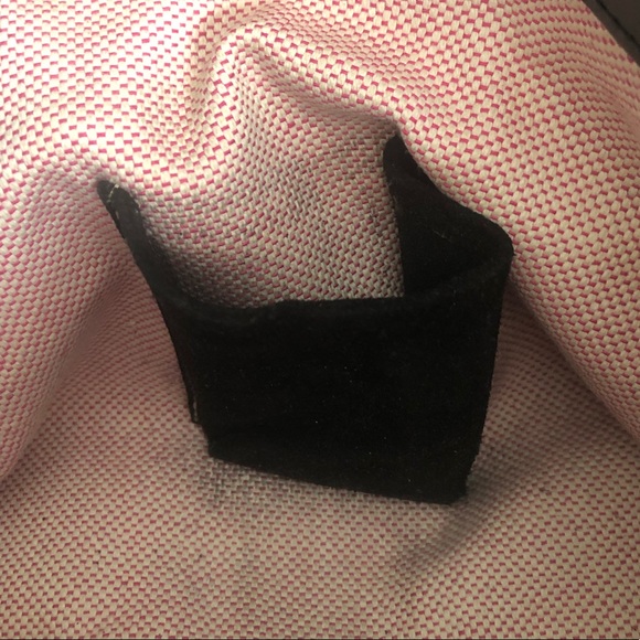 DOONEY & BOURKE BLACK SHOULDER/HOBO BAG - Picture 10 of 10